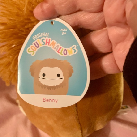 Benny Bigfoot squishmallow - Picture 2 of 3